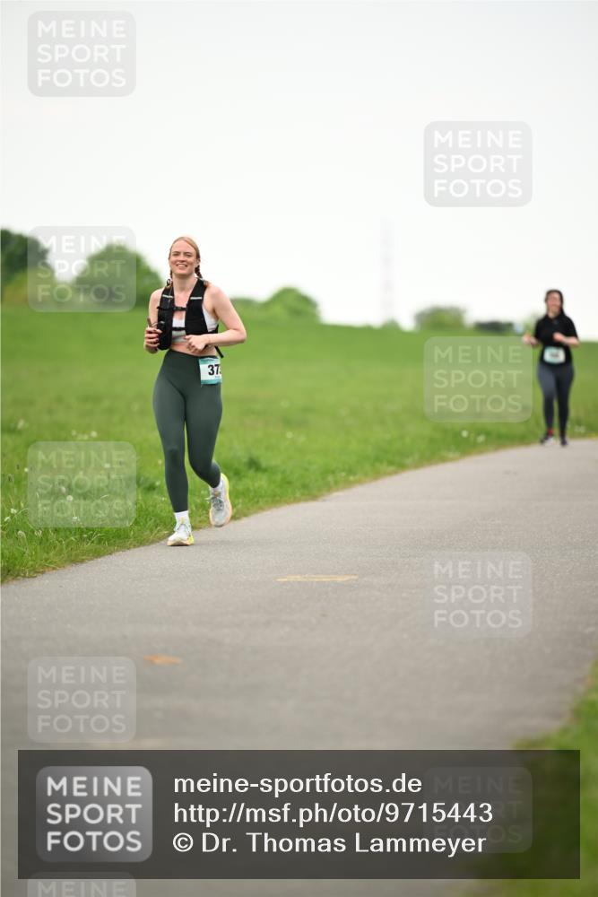 10.05.2026 - 8. Wedeler Halbmarathon Dr. Thomas Lammeyer http://msf.ph/oto/9715443 10.05.2026 12:27:45 Laufen  meine-sportfotos.de