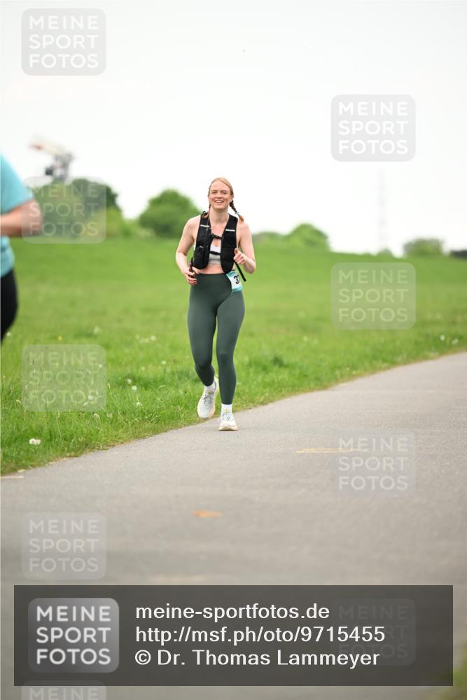 10.05.2026 - 8. Wedeler Halbmarathon Dr. Thomas Lammeyer http://msf.ph/oto/9715455 10.05.2026 12:27:45 Laufen  meine-sportfotos.de