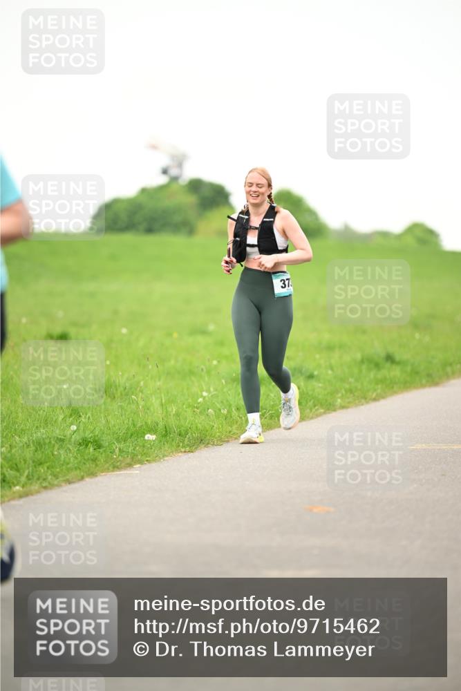 10.05.2026 - 8. Wedeler Halbmarathon Dr. Thomas Lammeyer http://msf.ph/oto/9715462 10.05.2026 12:27:46 Laufen  meine-sportfotos.de