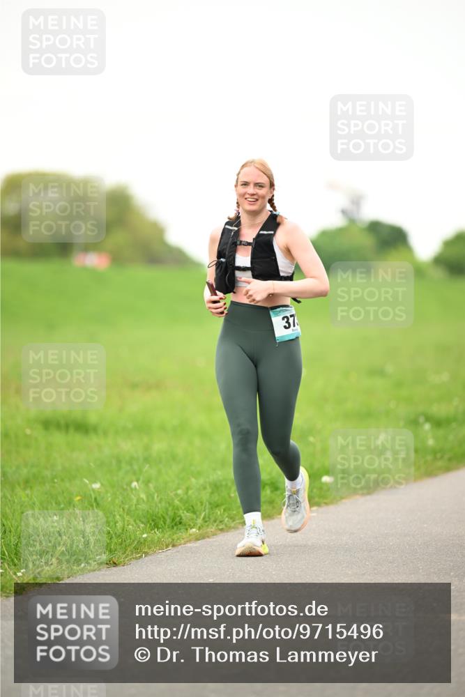 10.05.2026 - 8. Wedeler Halbmarathon Dr. Thomas Lammeyer http://msf.ph/oto/9715496 10.05.2026 12:27:49 Laufen  meine-sportfotos.de