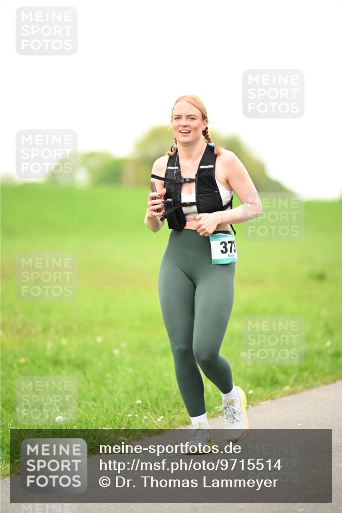 10.05.2026 - 8. Wedeler Halbmarathon Dr. Thomas Lammeyer http://msf.ph/oto/9715514 10.05.2026 12:27:51 Laufen  meine-sportfotos.de