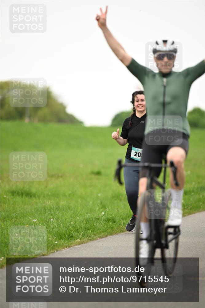 10.05.2026 - 8. Wedeler Halbmarathon Dr. Thomas Lammeyer http://msf.ph/oto/9715545 10.05.2026 12:27:59 Laufen  meine-sportfotos.de