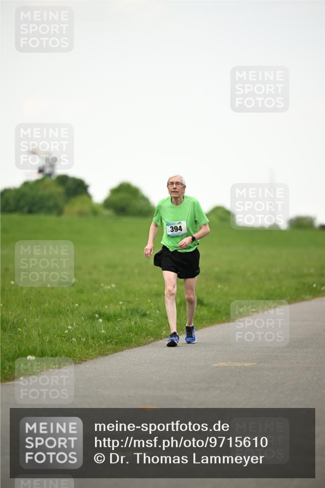 10.05.2026 - 8. Wedeler Halbmarathon Dr. Thomas Lammeyer http://msf.ph/oto/9715610 10.05.2026 12:28:58 Laufen 394 meine-sportfotos.de