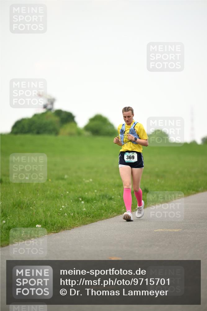 10.05.2026 - 8. Wedeler Halbmarathon Dr. Thomas Lammeyer http://msf.ph/oto/9715701 10.05.2026 12:29:10 Laufen 369 meine-sportfotos.de