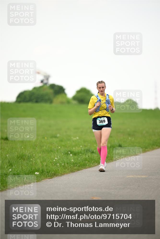 10.05.2026 - 8. Wedeler Halbmarathon Dr. Thomas Lammeyer http://msf.ph/oto/9715704 10.05.2026 12:29:10 Laufen 369 meine-sportfotos.de