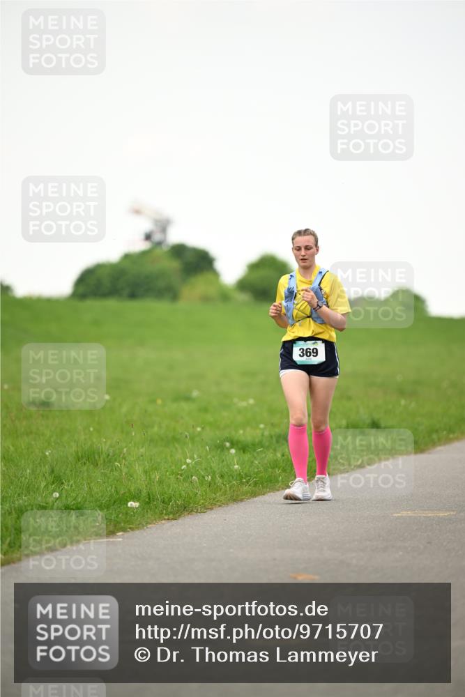10.05.2026 - 8. Wedeler Halbmarathon Dr. Thomas Lammeyer http://msf.ph/oto/9715707 10.05.2026 12:29:10 Laufen  meine-sportfotos.de