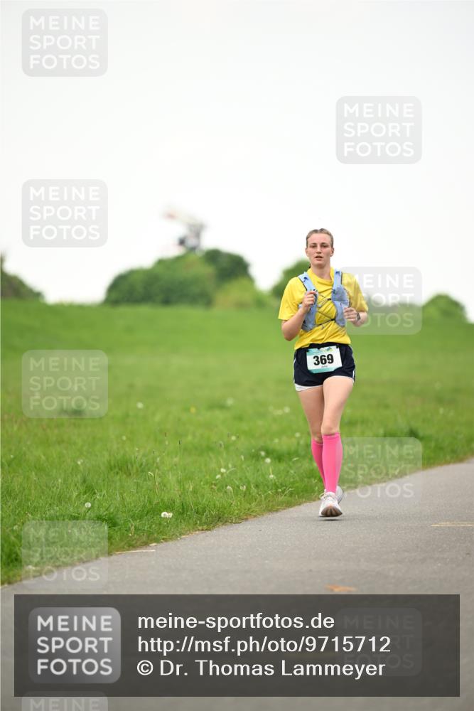 10.05.2026 - 8. Wedeler Halbmarathon Dr. Thomas Lammeyer http://msf.ph/oto/9715712 10.05.2026 12:29:11 Laufen 369 meine-sportfotos.de