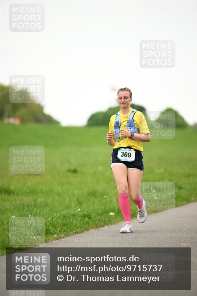 10.05.2026 - 8. Wedeler Halbmarathon Dr. Thomas Lammeyer http://msf.ph/oto/9715737 10.05.2026 12:29:13 Laufen 369 meine-sportfotos.de