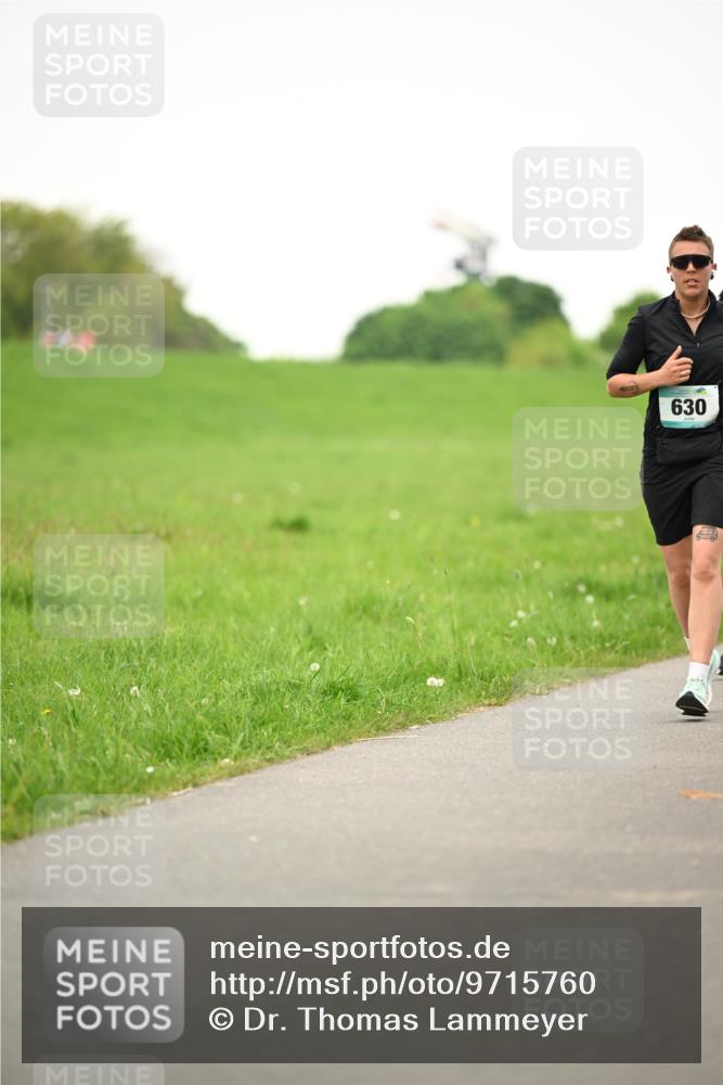 10.05.2026 - 8. Wedeler Halbmarathon Dr. Thomas Lammeyer http://msf.ph/oto/9715760 10.05.2026 12:29:25 Laufen 630 meine-sportfotos.de