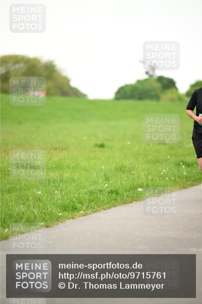 10.05.2026 - 8. Wedeler Halbmarathon Dr. Thomas Lammeyer http://msf.ph/oto/9715761 10.05.2026 12:29:25 Laufen  meine-sportfotos.de