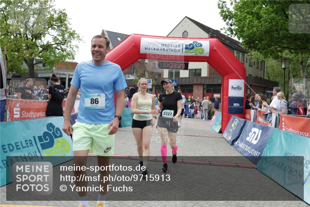 10.05.2026 - 8. Wedeler Halbmarathon Yannick Fuchs http://msf.ph/oto/9715913 10.05.2026 11:33:27 Ziel 86, 897, 960, 2226, 2227 meine-sportfotos.de