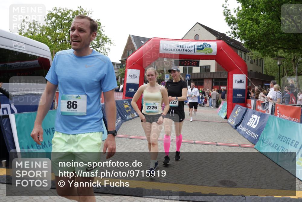 10.05.2026 - 8. Wedeler Halbmarathon Yannick Fuchs http://msf.ph/oto/9715919 10.05.2026 11:33:28 Ziel 86, 897, 960, 2226, 2227 meine-sportfotos.de