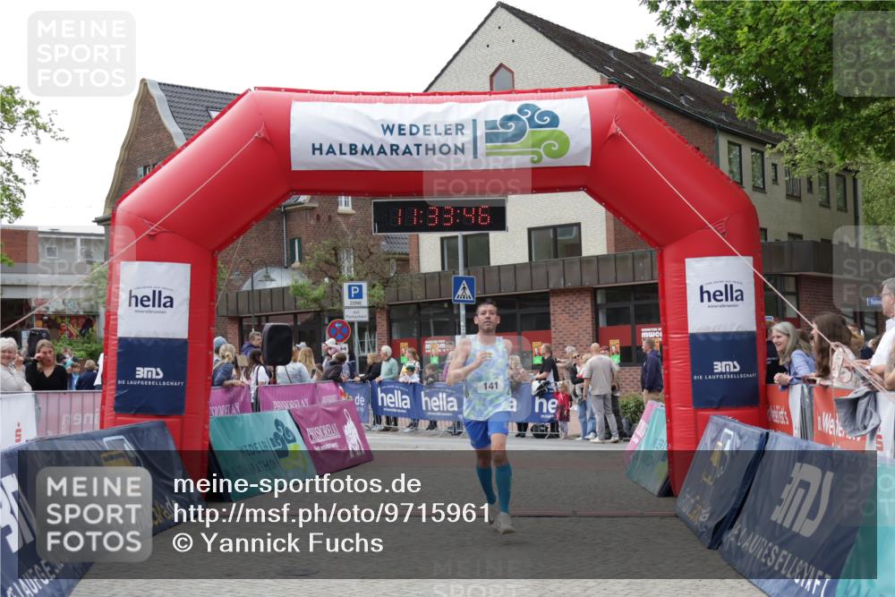 10.05.2026 - 8. Wedeler Halbmarathon Yannick Fuchs http://msf.ph/oto/9715961 10.05.2026 11:33:44 Ziel 141 meine-sportfotos.de