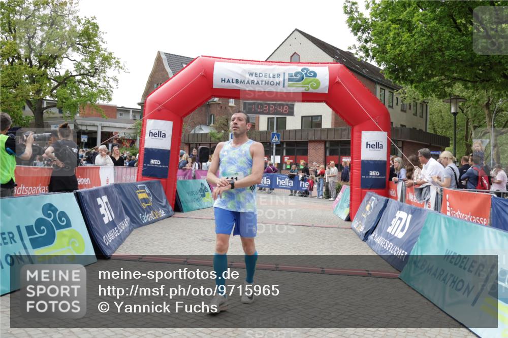 10.05.2026 - 8. Wedeler Halbmarathon Yannick Fuchs http://msf.ph/oto/9715965 10.05.2026 11:33:46 Ziel 141, 741 meine-sportfotos.de