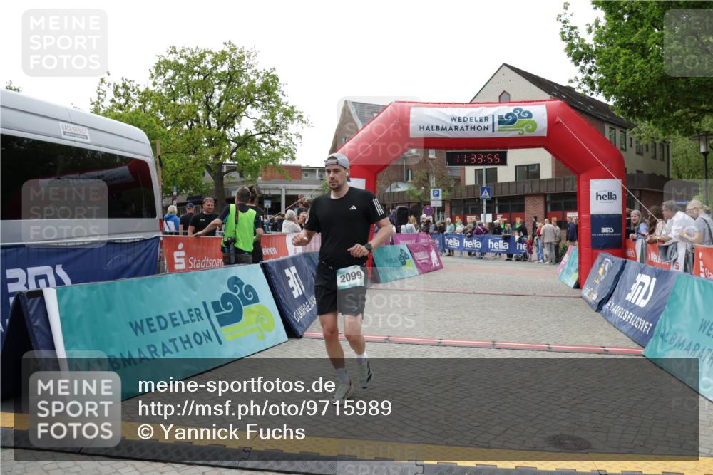 10.05.2026 - 8. Wedeler Halbmarathon Yannick Fuchs http://msf.ph/oto/9715989 10.05.2026 11:33:53 Ziel 741, 2099 meine-sportfotos.de