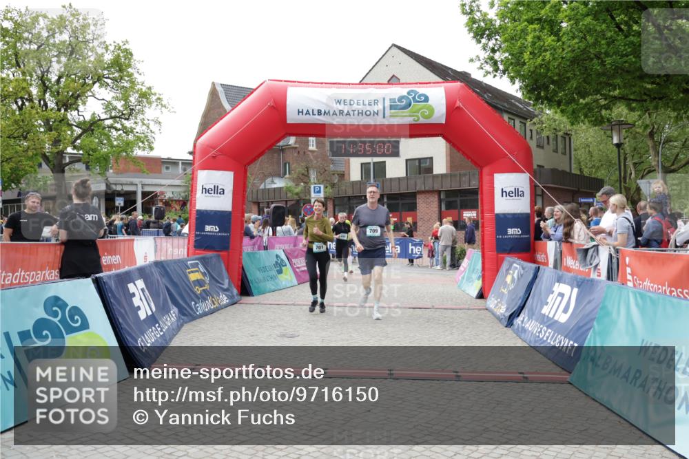 10.05.2026 - 8. Wedeler Halbmarathon Yannick Fuchs http://msf.ph/oto/9716150 10.05.2026 11:34:58 Ziel 440, 673, 701, 709, 814 meine-sportfotos.de