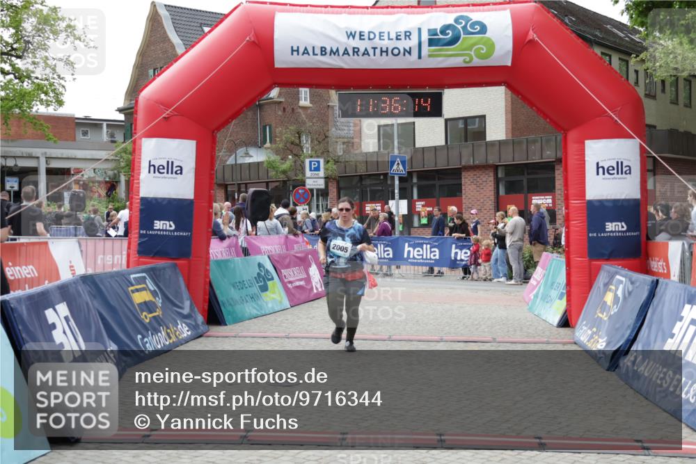 10.05.2026 - 8. Wedeler Halbmarathon Yannick Fuchs http://msf.ph/oto/9716344 10.05.2026 11:36:12 Ziel 2005 meine-sportfotos.de