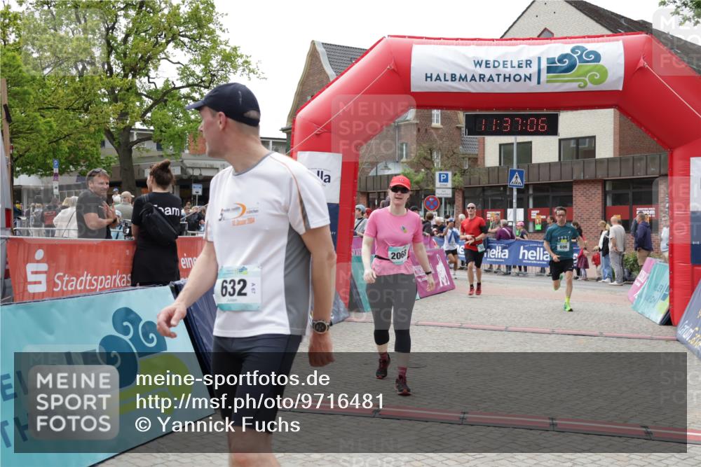 10.05.2026 - 8. Wedeler Halbmarathon Yannick Fuchs http://msf.ph/oto/9716481 10.05.2026 11:37:04 Ziel 31, 333, 696, 934, 2068 meine-sportfotos.de