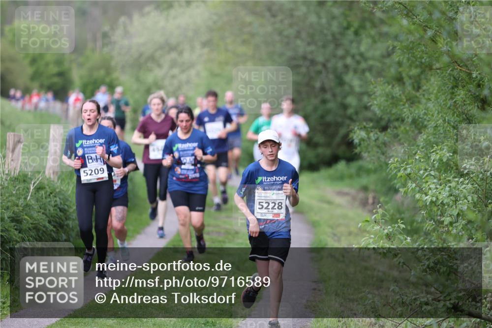 09.05.2026 - Störlauf Andreas Tolksdorf http://msf.ph/oto/9716589 09.05.2026 17:51:29 Laufen 5209, 454, 5228 meine-sportfotos.de