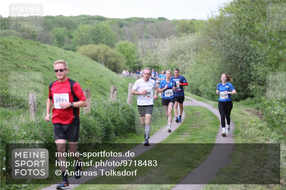 09.05.2026 - Störlauf Andreas Tolksdorf http://msf.ph/oto/9718483 09.05.2026 17:58:55 Laufen 4697, 590, 5250, 5258 meine-sportfotos.de