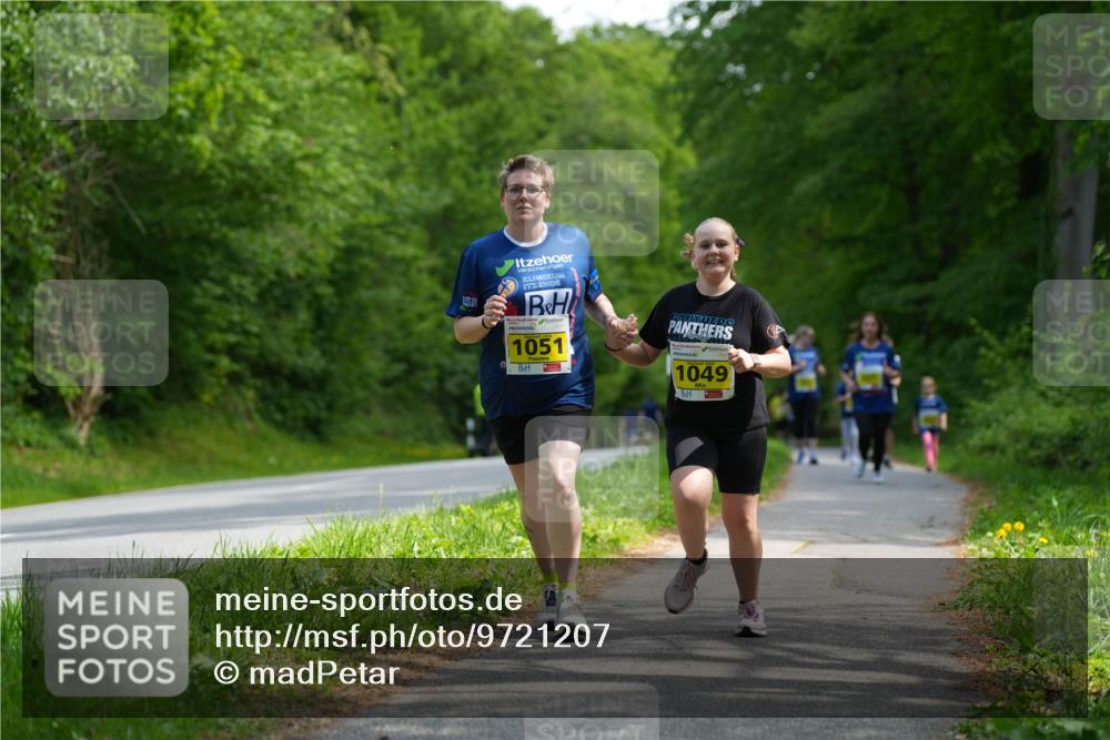 09.05.2026 - Störlauf LAZAROV Photography http://msf.ph/oto/9721207 09.05.2026 14:10:12 Laufen 1051, 1049 meine-sportfotos.de