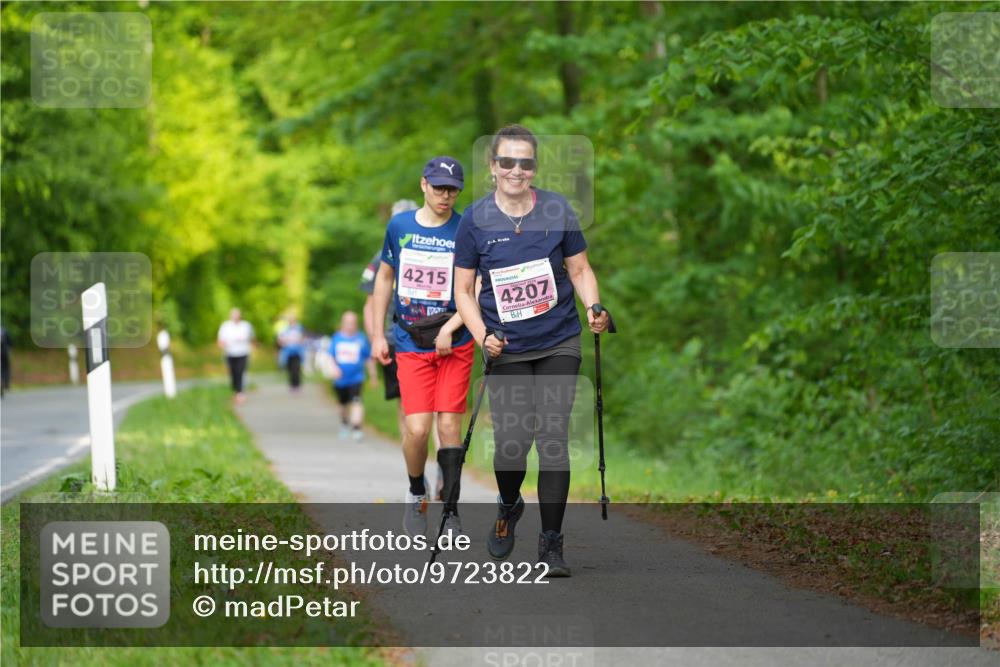 09.05.2026 - Störlauf LAZAROV Photography http://msf.ph/oto/9723822 09.05.2026 18:09:00 Laufen 4215, 4207 meine-sportfotos.de