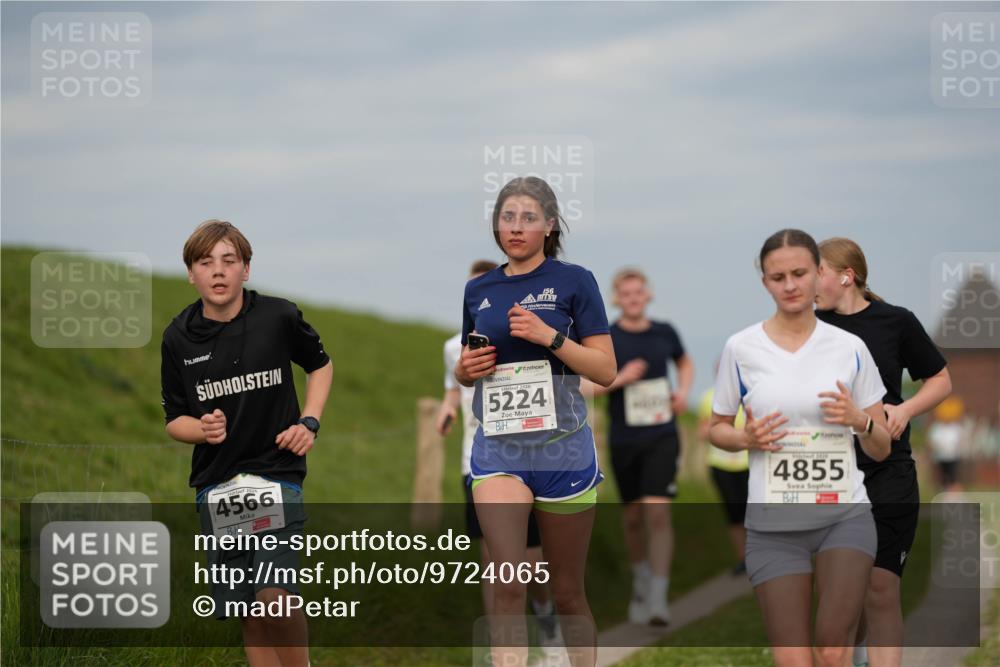 09.05.2026 - Störlauf LAZAROV Photography http://msf.ph/oto/9724065 09.05.2026 18:48:06 Laufen 156, 5224, 4566, 4855 meine-sportfotos.de