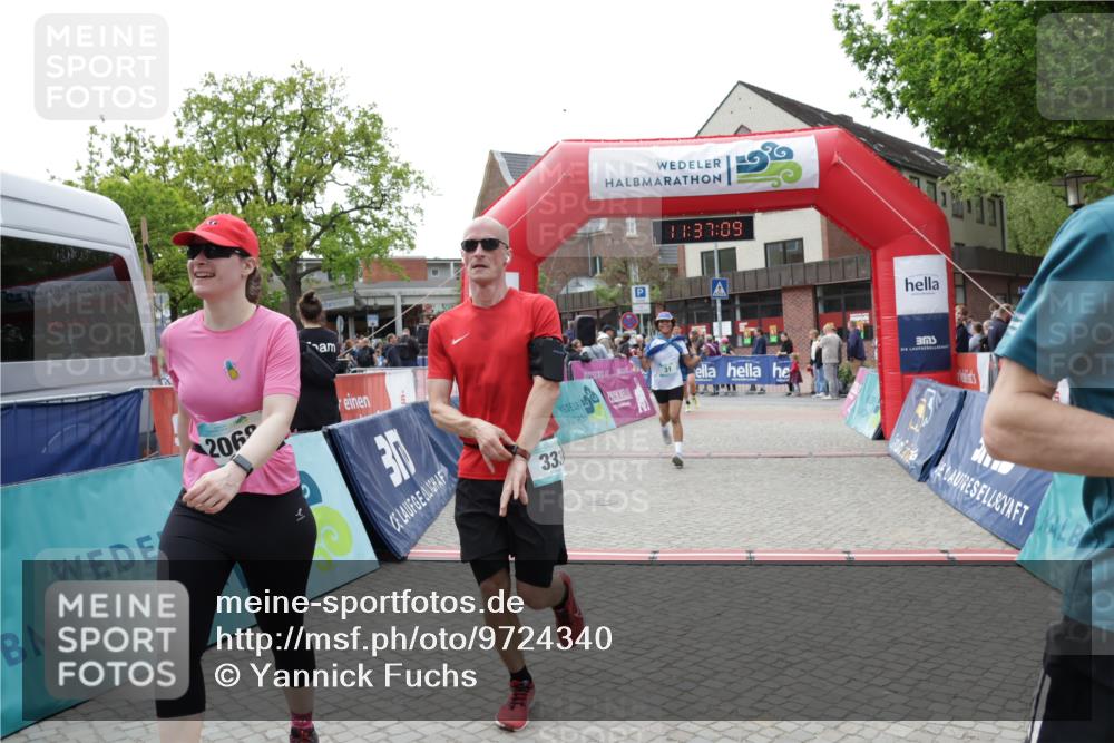 10.05.2026 - 8. Wedeler Halbmarathon Yannick Fuchs http://msf.ph/oto/9724340 10.05.2026 11:37:08 Ziel 31, 61, 333, 696, 869, 2068 meine-sportfotos.de