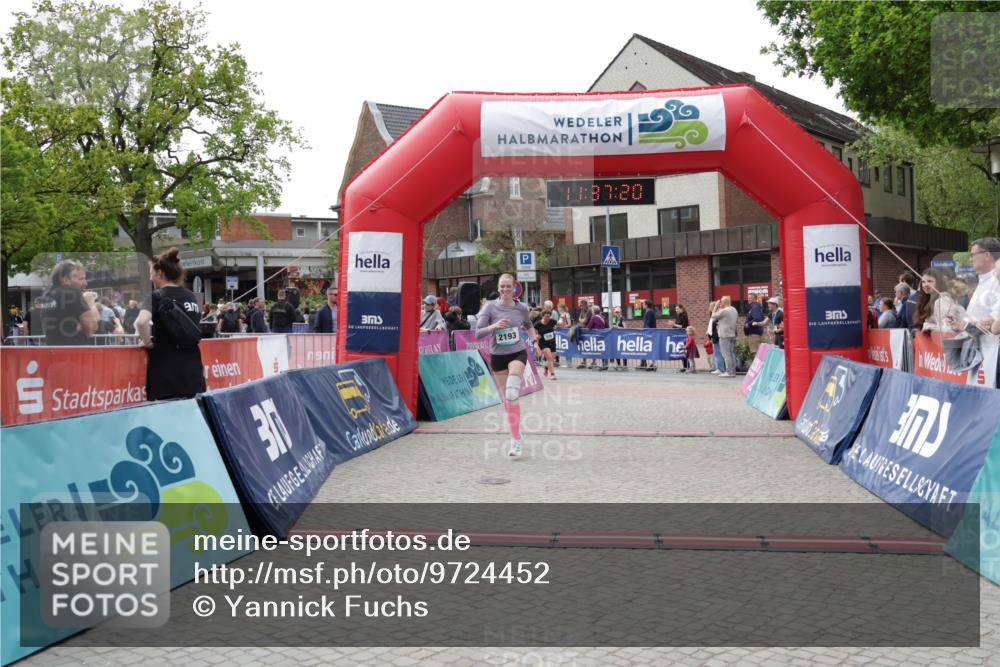 10.05.2026 - 8. Wedeler Halbmarathon Yannick Fuchs http://msf.ph/oto/9724452 10.05.2026 11:37:18 Ziel 278, 869, 2193 meine-sportfotos.de