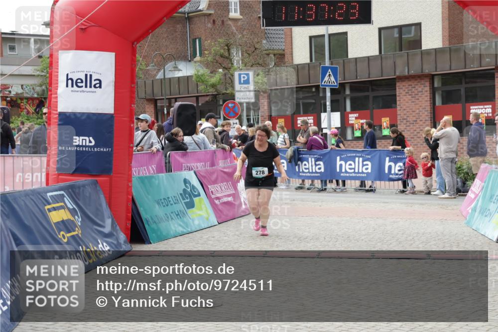 10.05.2026 - 8. Wedeler Halbmarathon Yannick Fuchs http://msf.ph/oto/9724511 10.05.2026 11:37:21 Ziel 278, 2193 meine-sportfotos.de