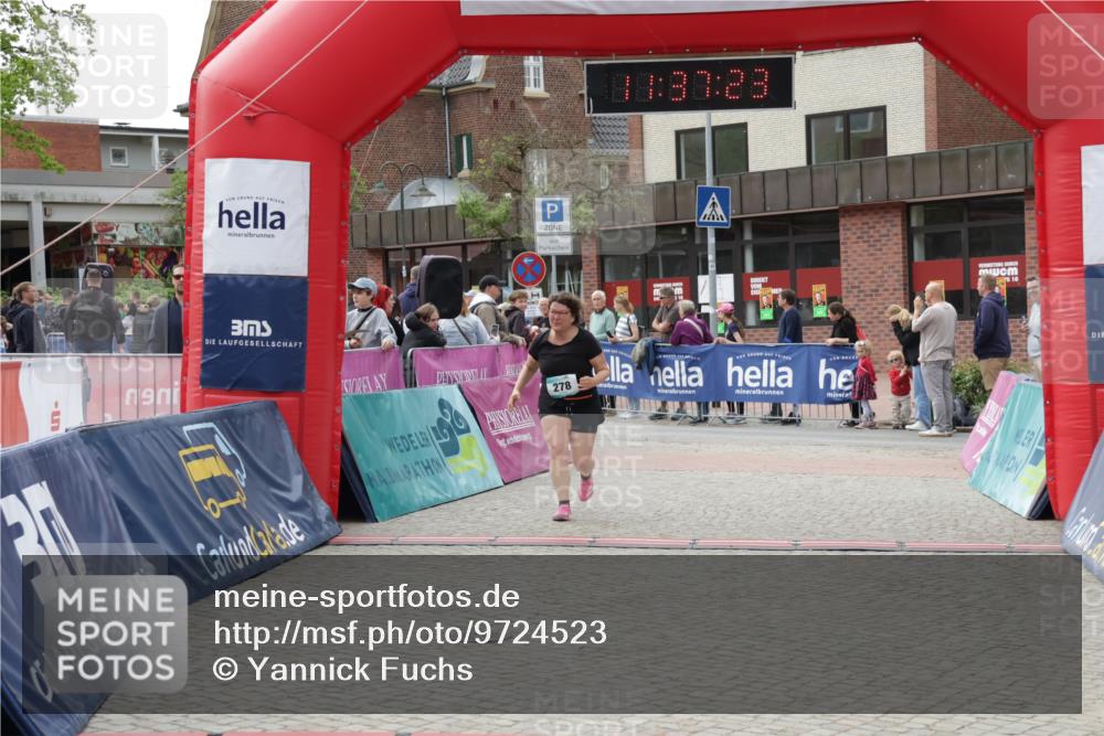 10.05.2026 - 8. Wedeler Halbmarathon Yannick Fuchs http://msf.ph/oto/9724523 10.05.2026 11:37:22 Ziel 278, 2193 meine-sportfotos.de