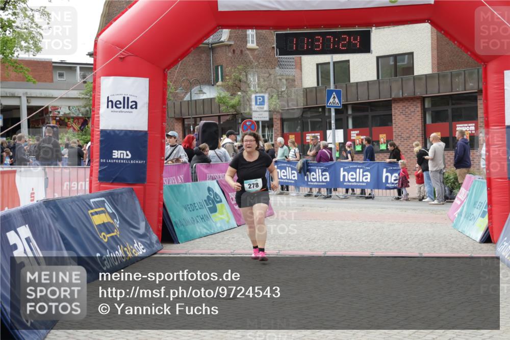 10.05.2026 - 8. Wedeler Halbmarathon Yannick Fuchs http://msf.ph/oto/9724543 10.05.2026 11:37:23 Ziel 278, 2193 meine-sportfotos.de