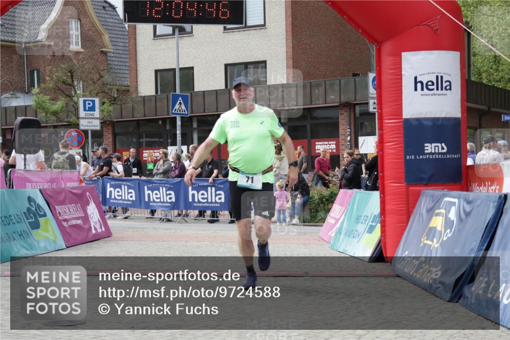 10.05.2026 - 8. Wedeler Halbmarathon Yannick Fuchs http://msf.ph/oto/9724588 10.05.2026 12:04:44 Ziel 71 meine-sportfotos.de