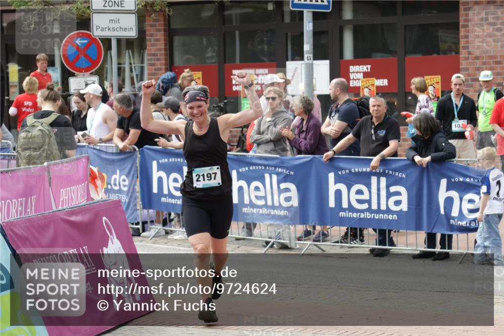 10.05.2026 - 8. Wedeler Halbmarathon Yannick Fuchs http://msf.ph/oto/9724624 10.05.2026 12:04:57 Ziel 2197 meine-sportfotos.de