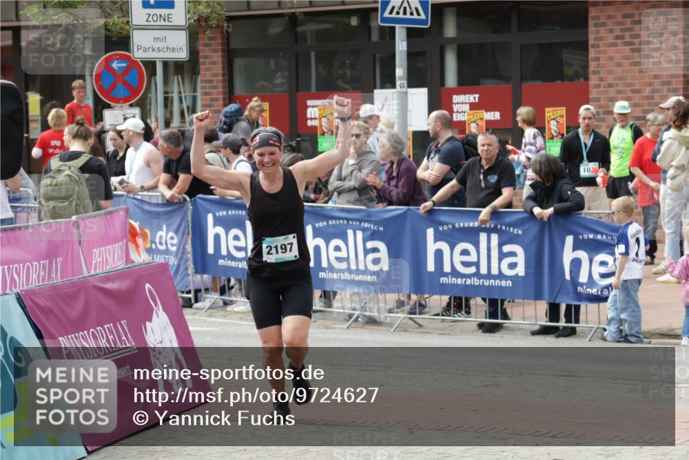 10.05.2026 - 8. Wedeler Halbmarathon Yannick Fuchs http://msf.ph/oto/9724627 10.05.2026 12:04:57 Ziel 2197 meine-sportfotos.de