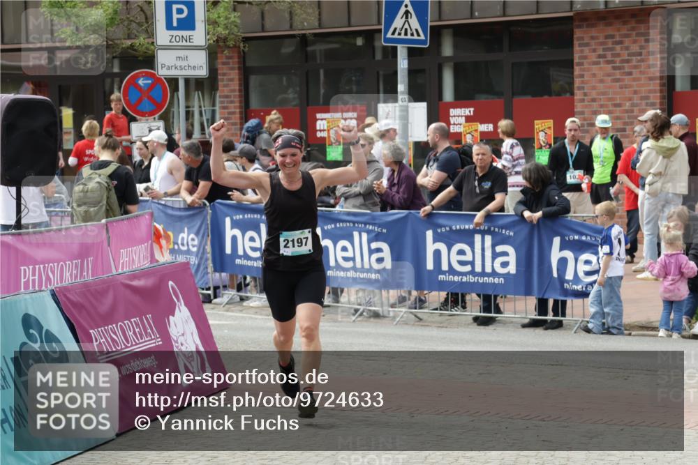 10.05.2026 - 8. Wedeler Halbmarathon Yannick Fuchs http://msf.ph/oto/9724633 10.05.2026 12:04:57 Ziel 2197 meine-sportfotos.de