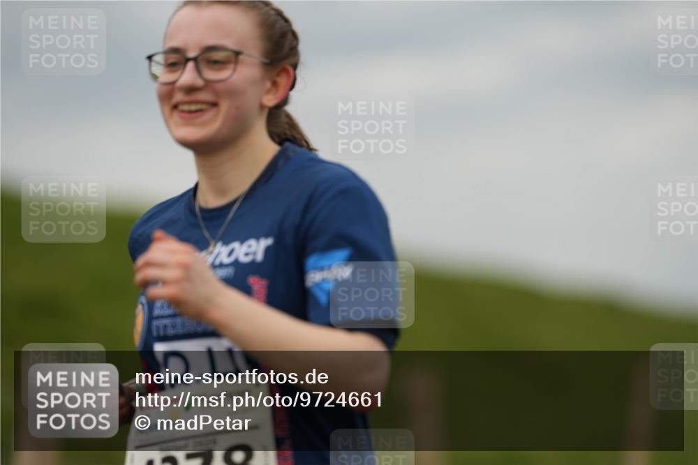 09.05.2026 - Störlauf LAZAROV Photography http://msf.ph/oto/9724661 09.05.2026 18:56:22 Laufen  meine-sportfotos.de
