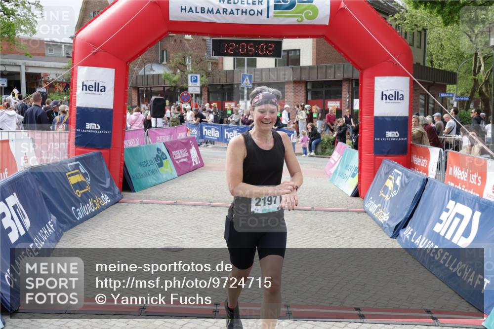 10.05.2026 - 8. Wedeler Halbmarathon Yannick Fuchs http://msf.ph/oto/9724715 10.05.2026 12:05:00 Ziel 2197 meine-sportfotos.de