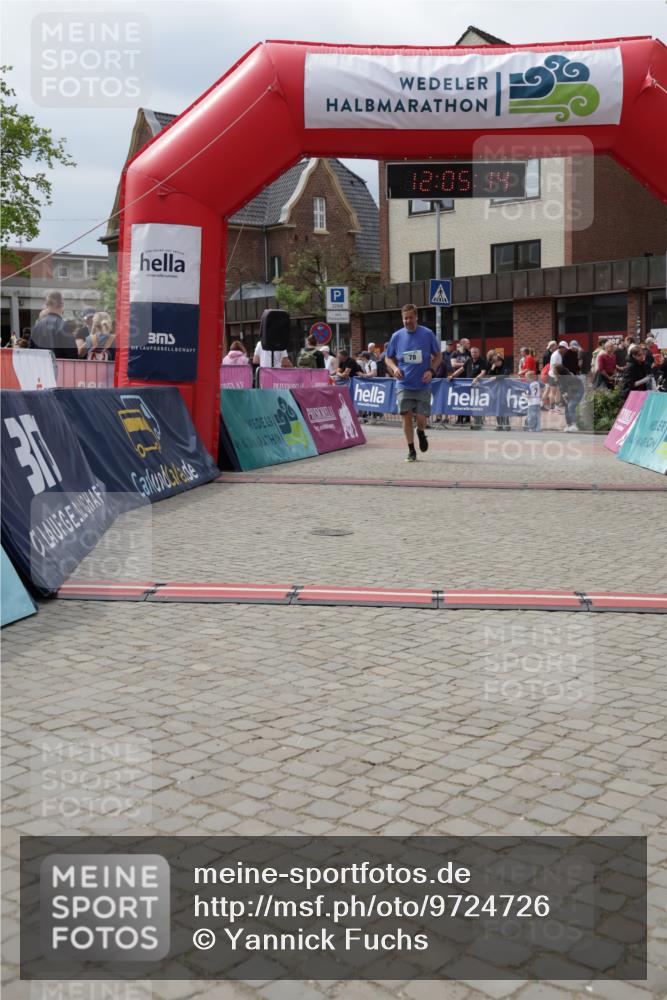 10.05.2026 - 8. Wedeler Halbmarathon Yannick Fuchs http://msf.ph/oto/9724726 10.05.2026 12:05:12 Ziel 78 meine-sportfotos.de