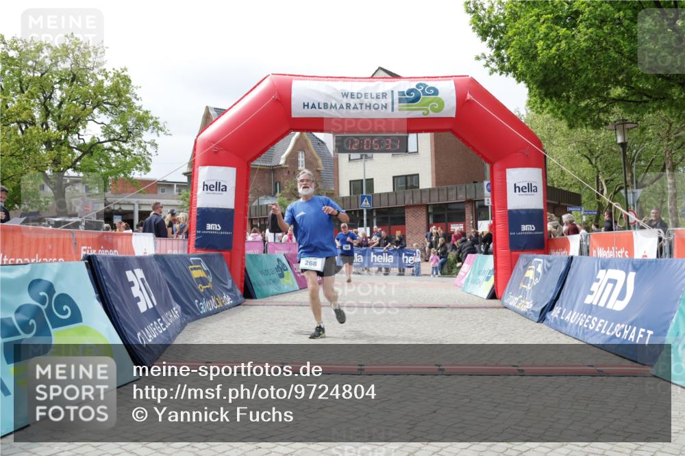 10.05.2026 - 8. Wedeler Halbmarathon Yannick Fuchs http://msf.ph/oto/9724804 10.05.2026 12:05:29 Ziel 268, 476, 766 meine-sportfotos.de