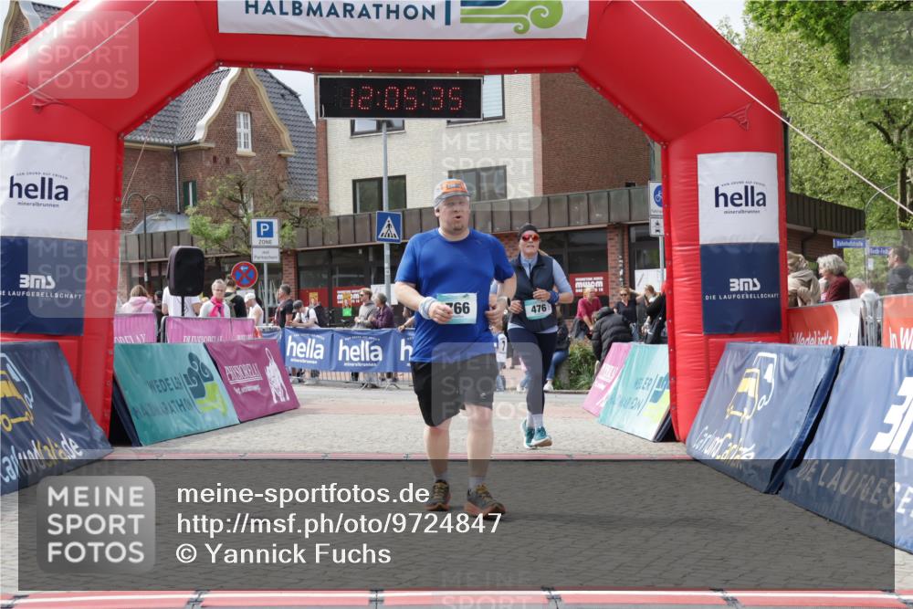 10.05.2026 - 8. Wedeler Halbmarathon Yannick Fuchs http://msf.ph/oto/9724847 10.05.2026 12:05:33 Ziel 268, 476, 766 meine-sportfotos.de