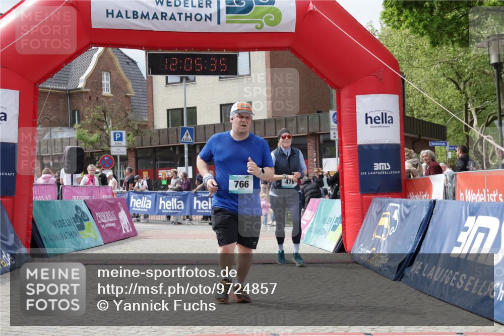 10.05.2026 - 8. Wedeler Halbmarathon Yannick Fuchs http://msf.ph/oto/9724857 10.05.2026 12:05:33 Ziel 268, 476, 766 meine-sportfotos.de