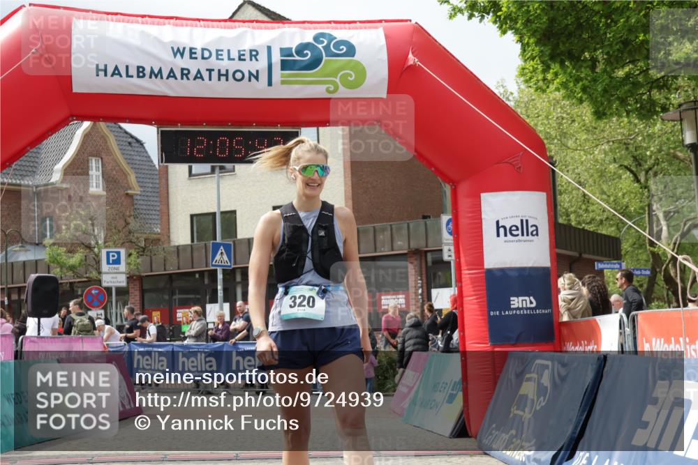 10.05.2026 - 8. Wedeler Halbmarathon Yannick Fuchs http://msf.ph/oto/9724939 10.05.2026 12:05:45 Ziel 320 meine-sportfotos.de