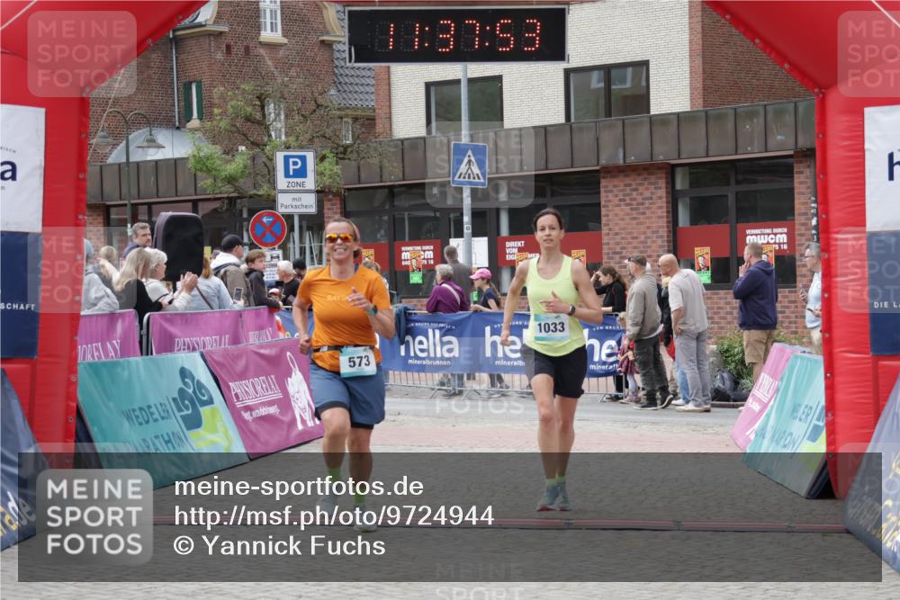 10.05.2026 - 8. Wedeler Halbmarathon Yannick Fuchs http://msf.ph/oto/9724944 10.05.2026 11:37:51 Ziel 573, 1033 meine-sportfotos.de