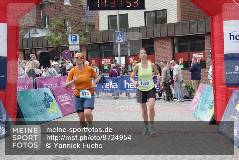 10.05.2026 - 8. Wedeler Halbmarathon Yannick Fuchs http://msf.ph/oto/9724954 10.05.2026 11:37:51 Ziel 573, 1033 meine-sportfotos.de