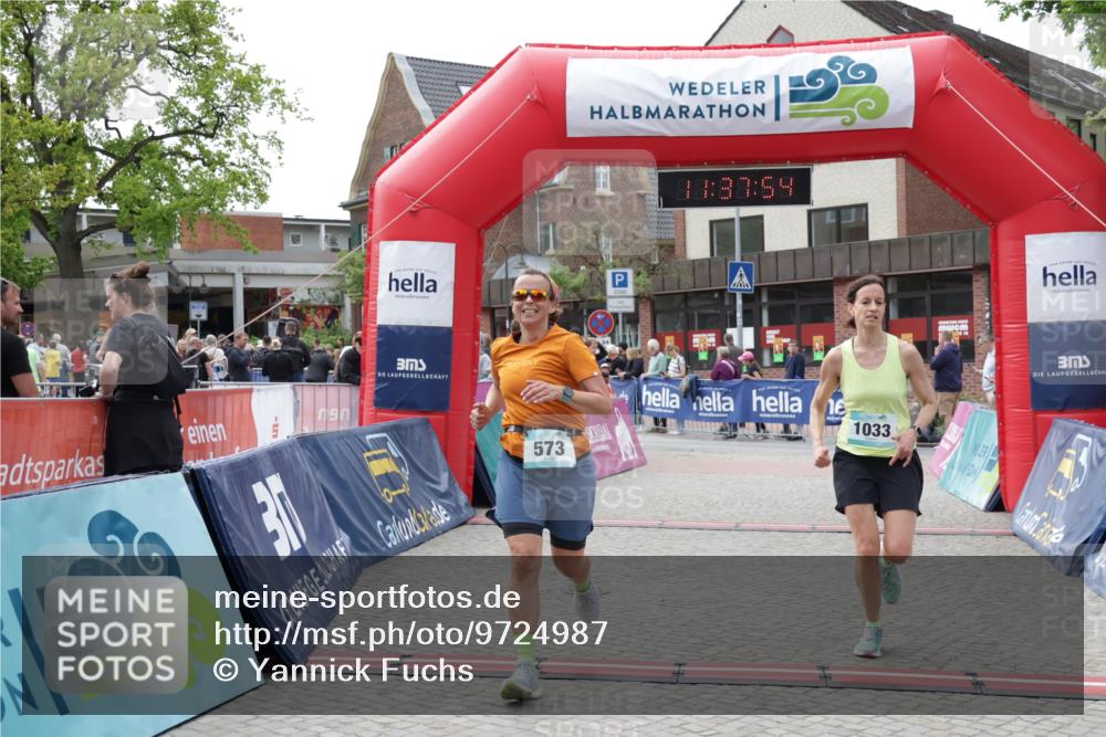 10.05.2026 - 8. Wedeler Halbmarathon Yannick Fuchs http://msf.ph/oto/9724987 10.05.2026 11:37:52 Ziel 573, 1033 meine-sportfotos.de