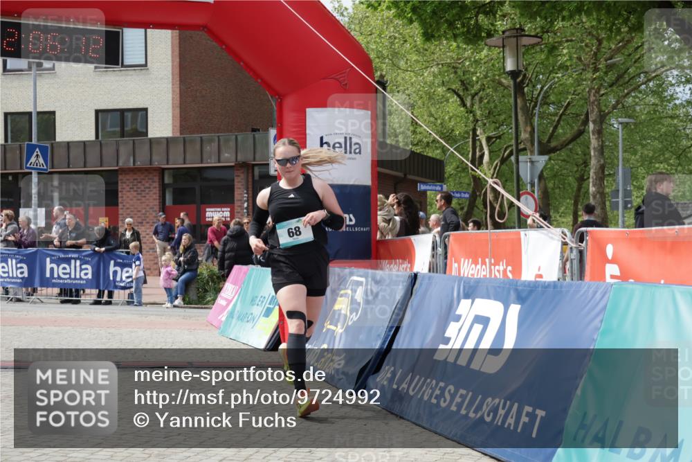 10.05.2026 - 8. Wedeler Halbmarathon Yannick Fuchs http://msf.ph/oto/9724992 10.05.2026 12:06:10 Ziel 68, 517 meine-sportfotos.de