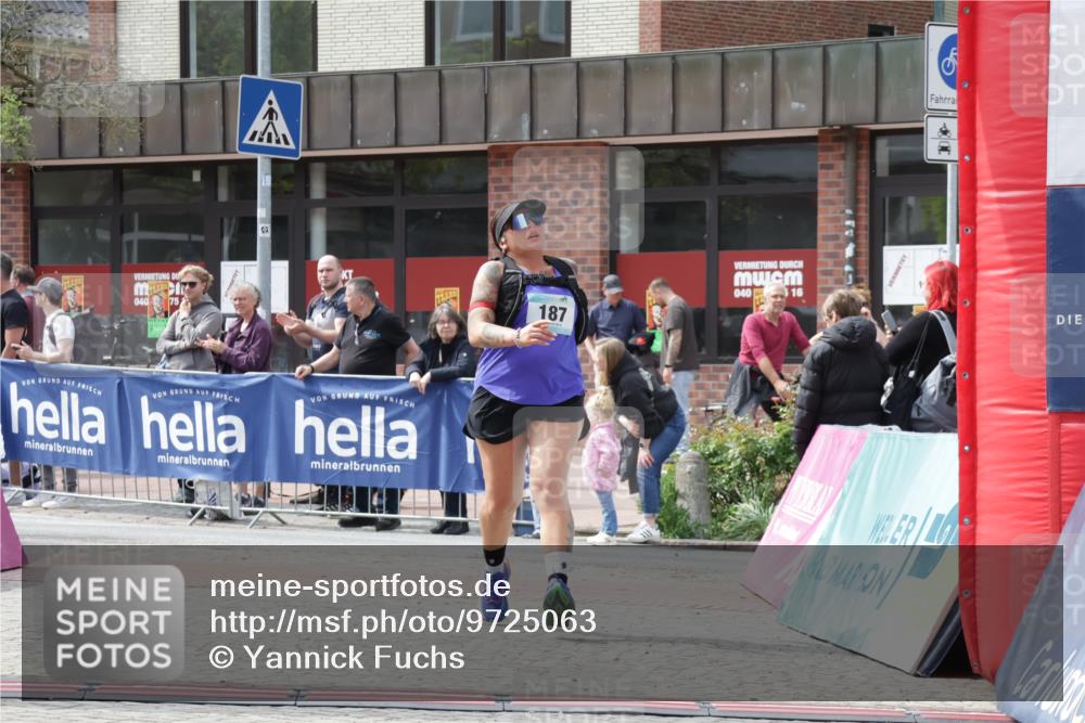 10.05.2026 - 8. Wedeler Halbmarathon Yannick Fuchs http://msf.ph/oto/9725063 10.05.2026 12:06:17 Ziel 90, 187, 1015 meine-sportfotos.de