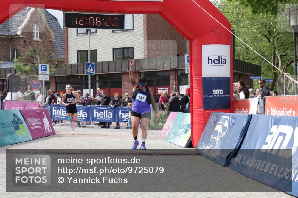 10.05.2026 - 8. Wedeler Halbmarathon Yannick Fuchs http://msf.ph/oto/9725079 10.05.2026 12:06:18 Ziel 90, 187, 1015 meine-sportfotos.de