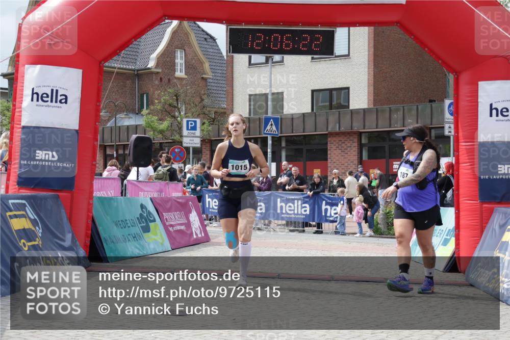 10.05.2026 - 8. Wedeler Halbmarathon Yannick Fuchs http://msf.ph/oto/9725115 10.05.2026 12:06:21 Ziel 90, 187, 192, 1015, 2129 meine-sportfotos.de
